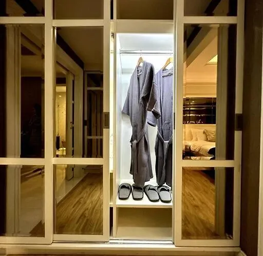 View, Big Apartment, Great Location