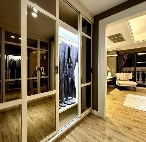 View, Big Apartment, Great Location * Bangkok