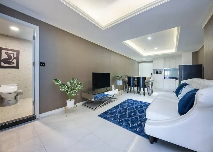 View, Big Apartment, Great Location Appartement *